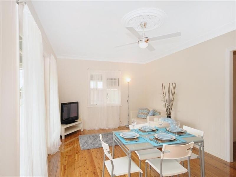 16 Tomkinson Street, Wilsonton QLD 4350