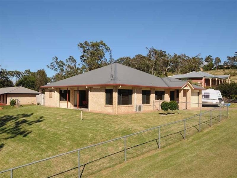 2 Fairview Rise, Gowrie Junction QLD 4352
