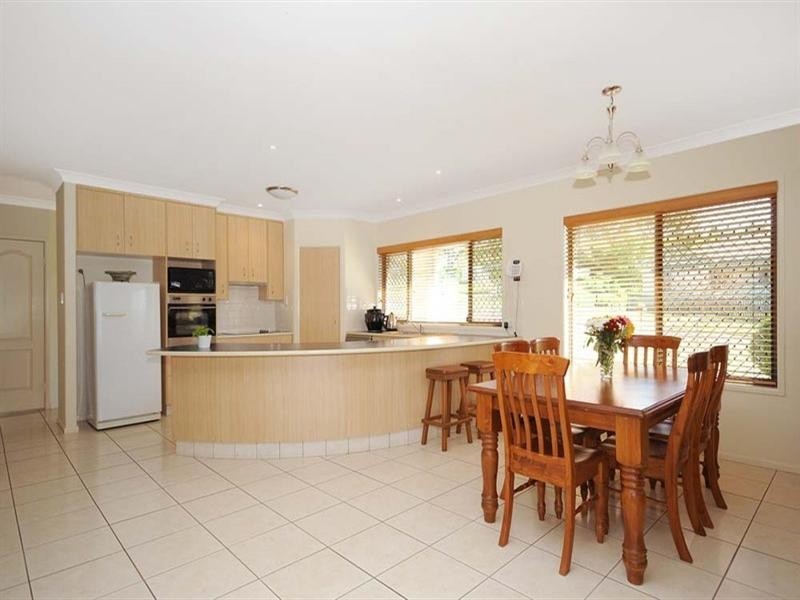 2 Fairview Rise, Gowrie Junction QLD 4352