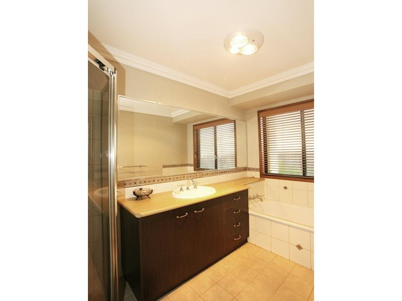 3 McCall Street, Highfields QLD 4352