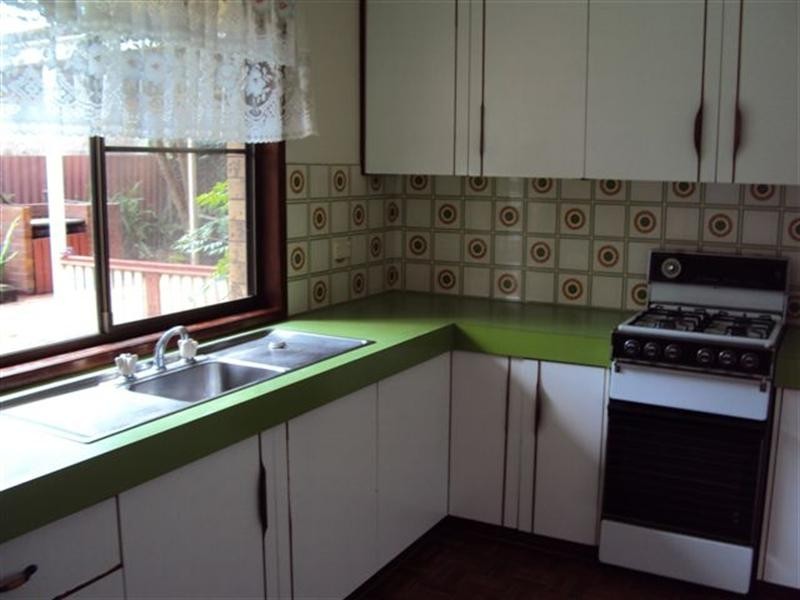 15 Damian Crescent, Kearneys Spring QLD 4350