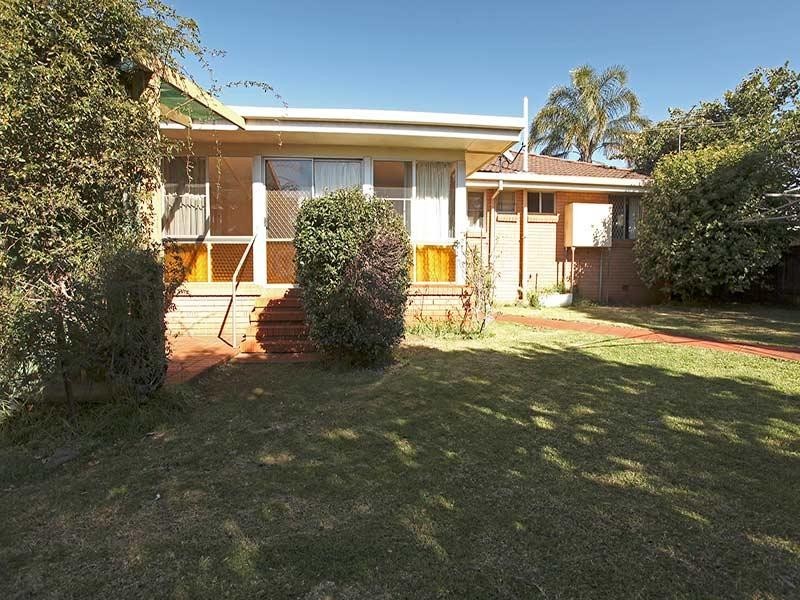 7 Bryan Street, Darling Heights QLD 4350