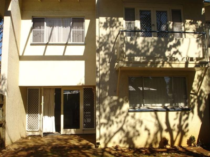 4/329 Hume Street, South Toowoomba QLD 4350