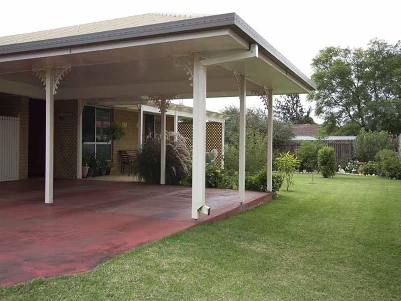 Unit 2 481 Bridge Street, Wilsonton QLD 4350