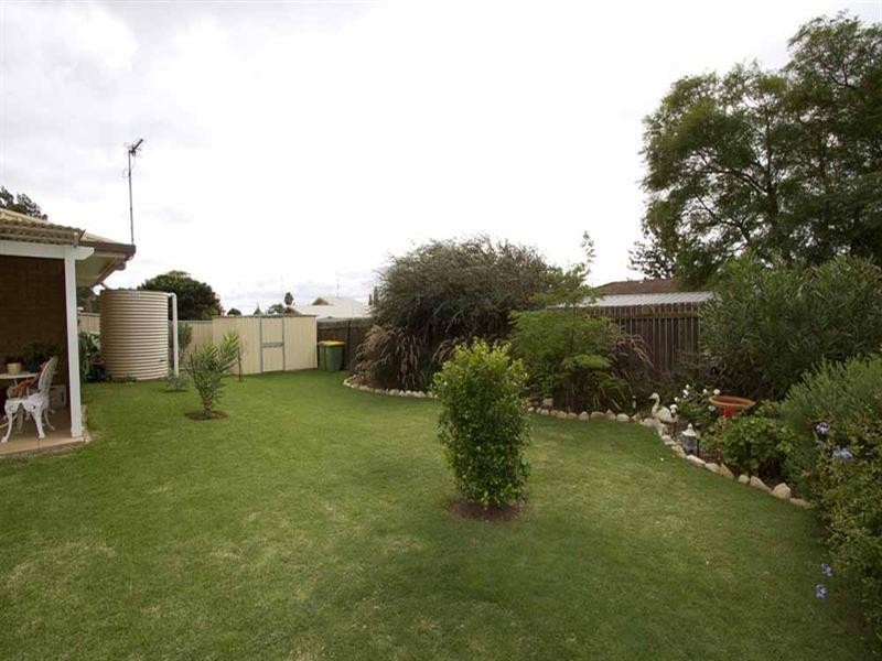 Unit 2 481 Bridge Street, Wilsonton QLD 4350