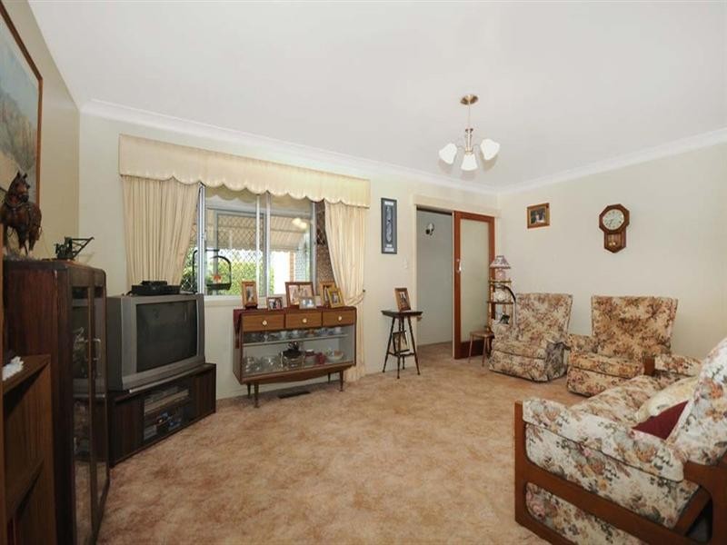 279 Tor Street, Wilsonton QLD 4350