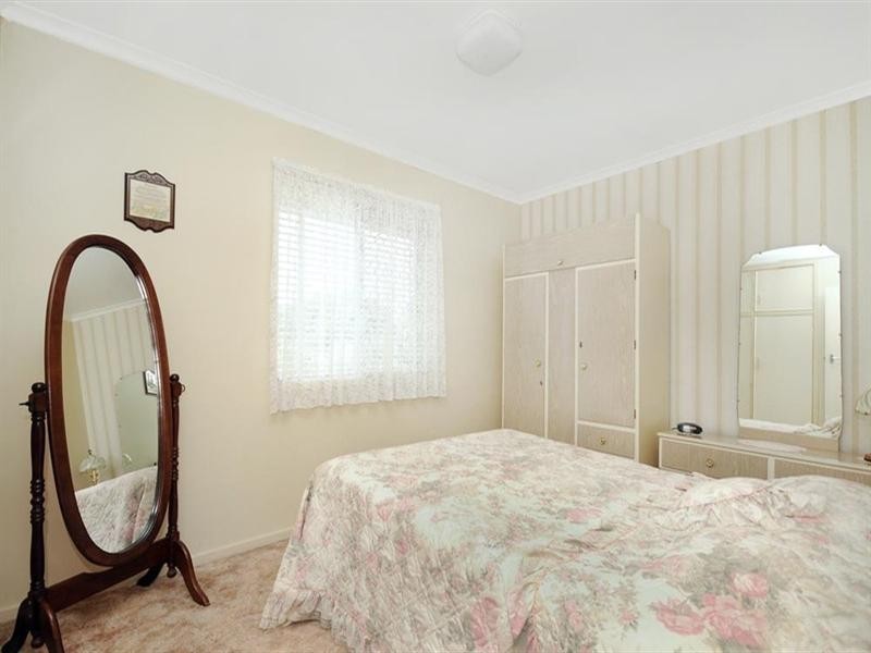 279 Tor Street, Wilsonton QLD 4350