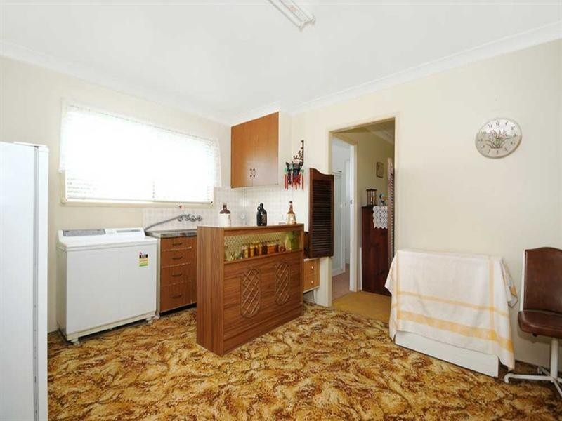 279 Tor Street, Wilsonton QLD 4350