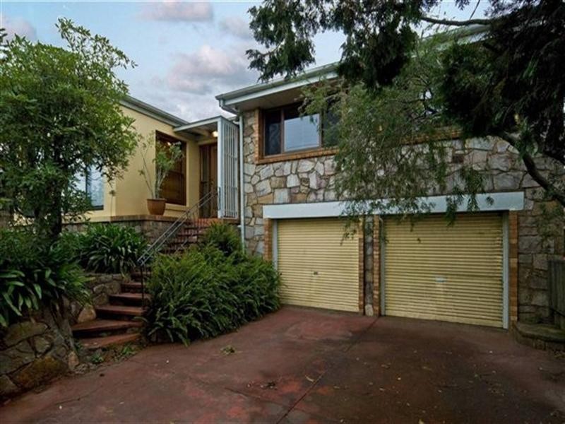 49 Martini Street, Mount Lofty QLD 4350