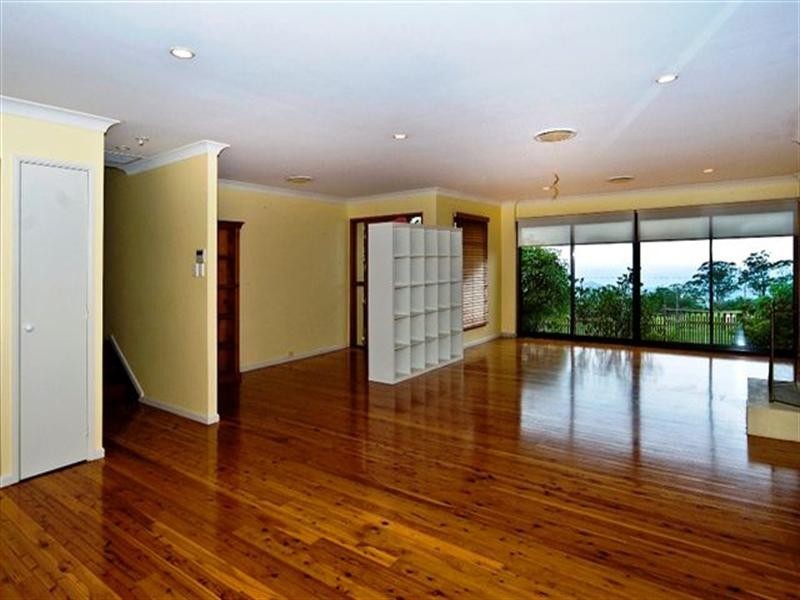 49 Martini Street, Mount Lofty QLD 4350