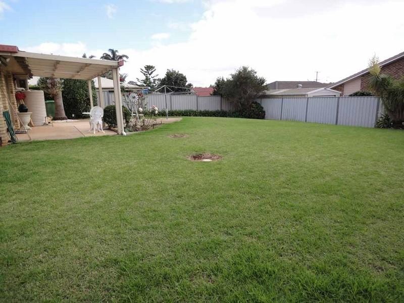 25 Bouganvillea Drive, Middle Ridge QLD 4350