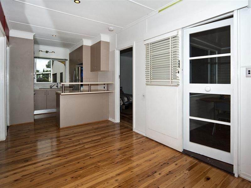 12 Market Street, South Toowoomba QLD 4350