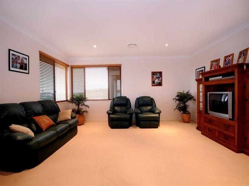 19 Roderick Court, Cotswold Hills QLD 4350