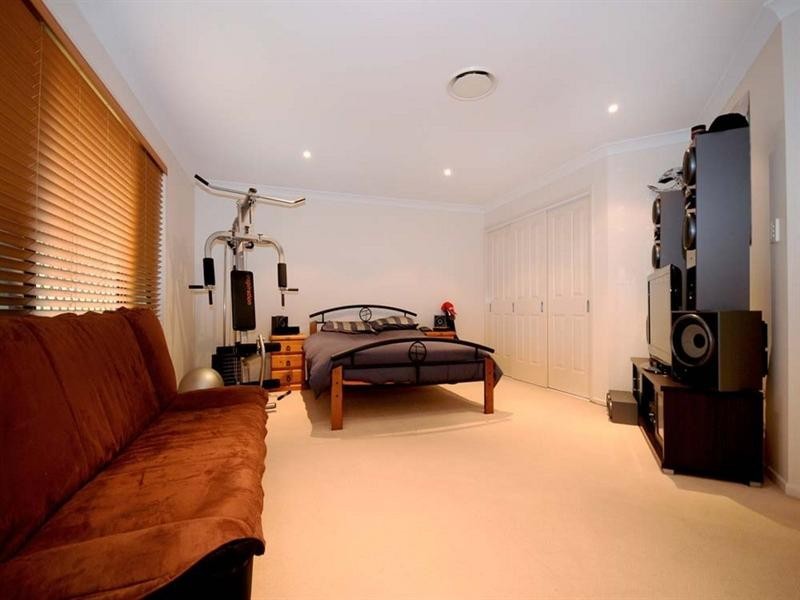 19 Roderick Court, Cotswold Hills QLD 4350