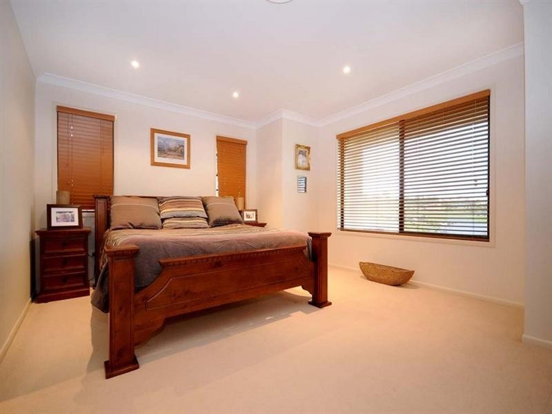19 Roderick Court, Cotswold Hills QLD 4350