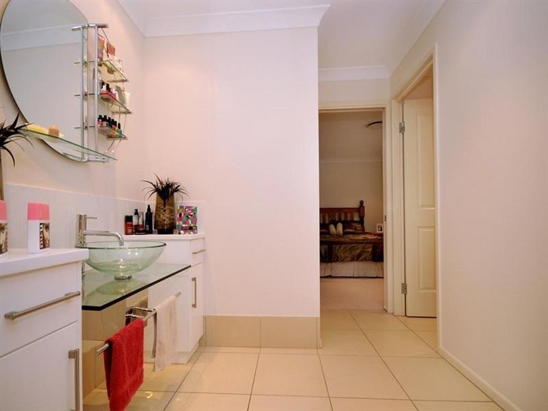 19 Roderick Court, Cotswold Hills QLD 4350
