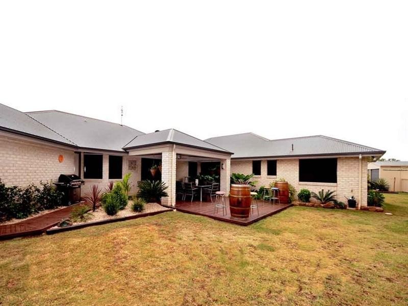 19 Roderick Court, Cotswold Hills QLD 4350