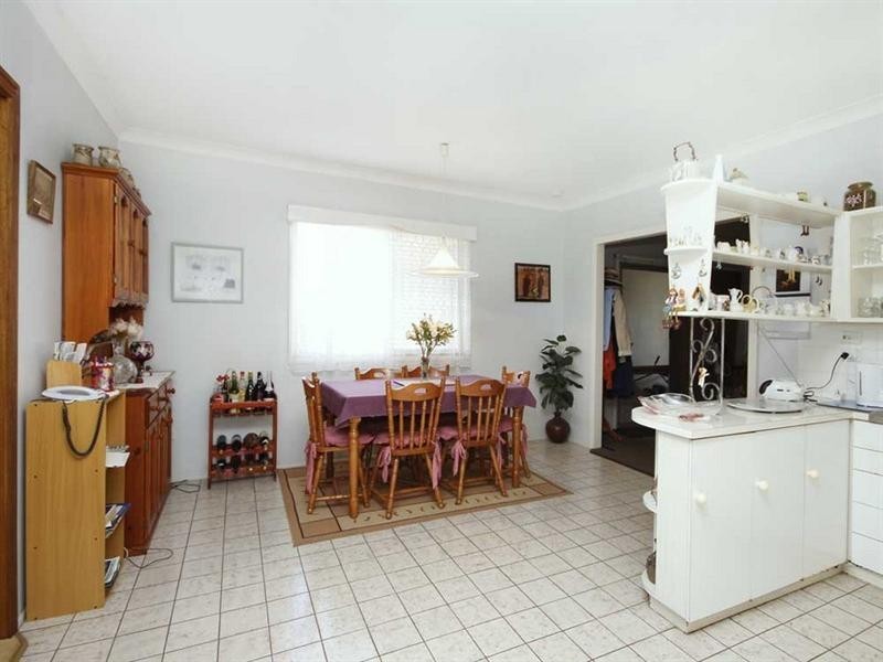 18 Healy Street, South Toowoomba QLD 4350