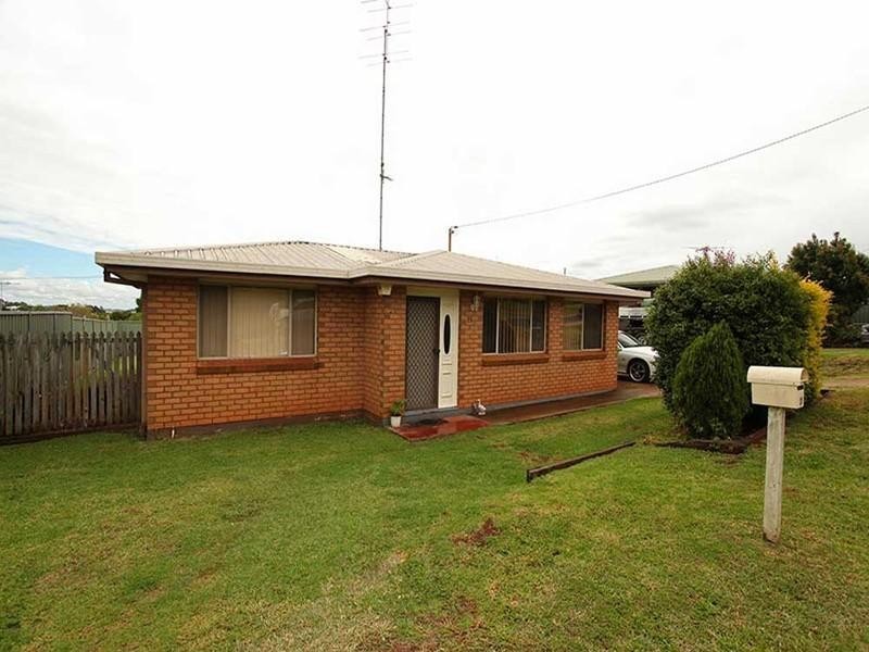 21 Kurrajong Street, Newtown QLD 4350