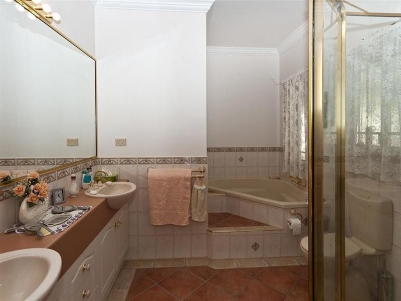 3 Christine Court, Cotswold Hills QLD 4350