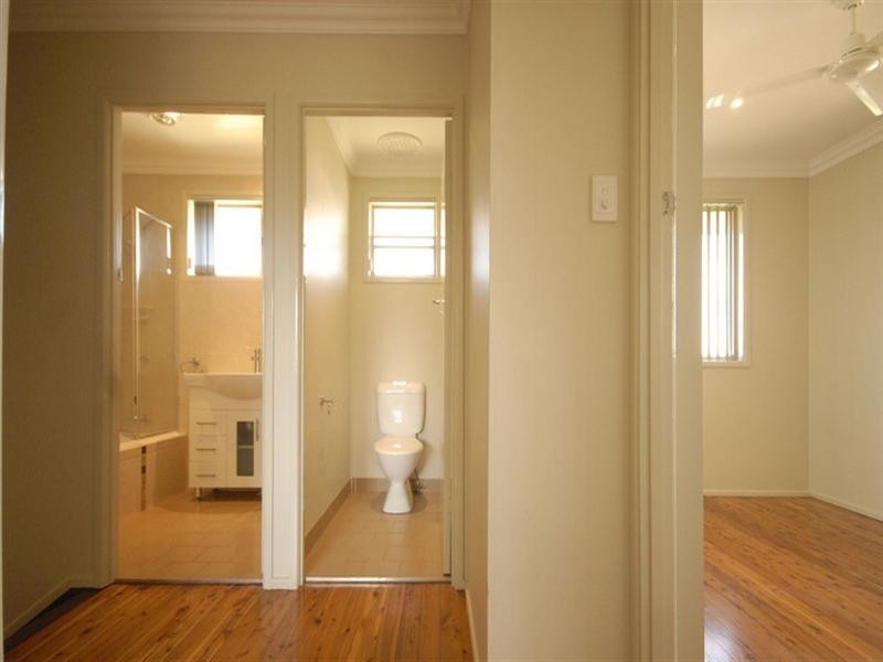 6 Raelyn Court, Centenary Heights QLD 4350