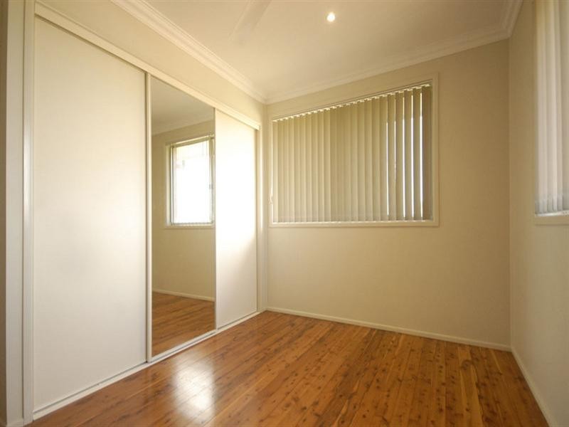 6 Raelyn Court, Centenary Heights QLD 4350