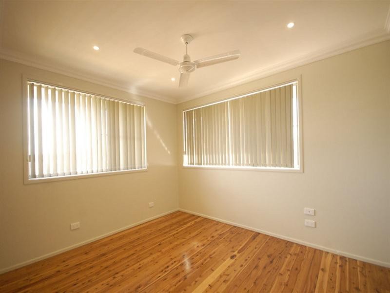 6 Raelyn Court, Centenary Heights QLD 4350