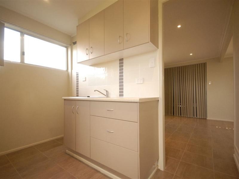 6 Raelyn Court, Centenary Heights QLD 4350