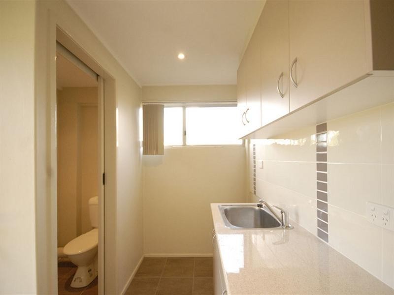 6 Raelyn Court, Centenary Heights QLD 4350