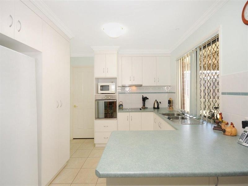 18 Wildcard Drive, Glenvale QLD 4350
