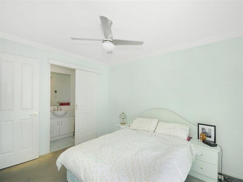 18 Wildcard Drive, Glenvale QLD 4350