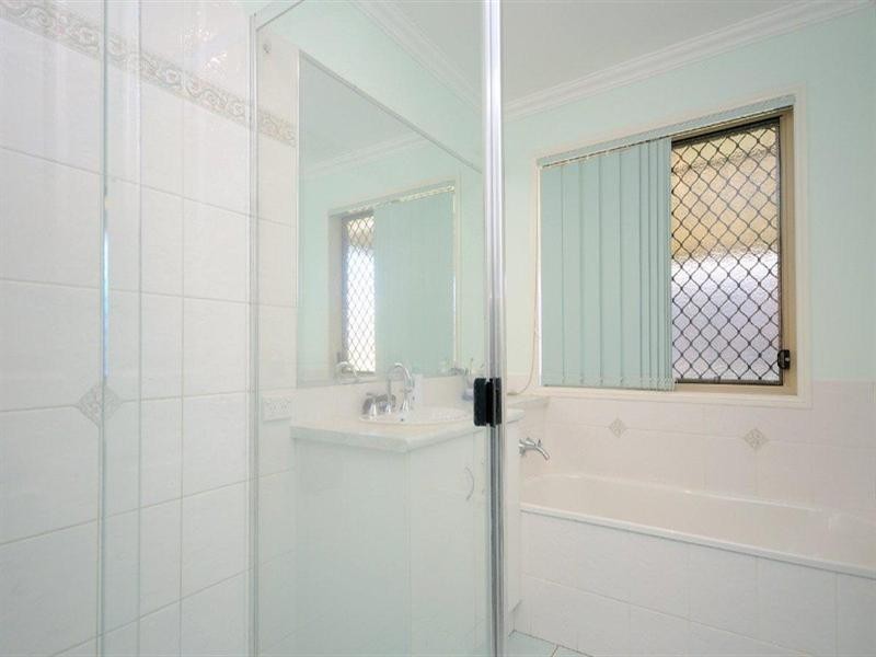 18 Wildcard Drive, Glenvale QLD 4350
