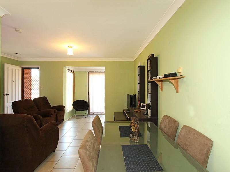 27 Wine Drive, Wilsonton Heights QLD 4350