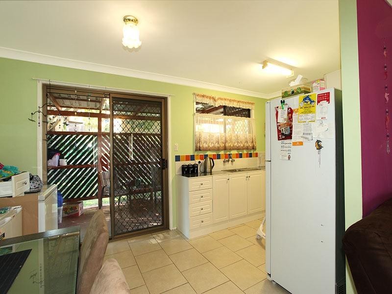 27 Wine Drive, Wilsonton Heights QLD 4350