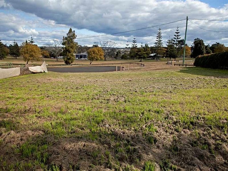 34 Mooney Street, Harlaxton QLD 4350