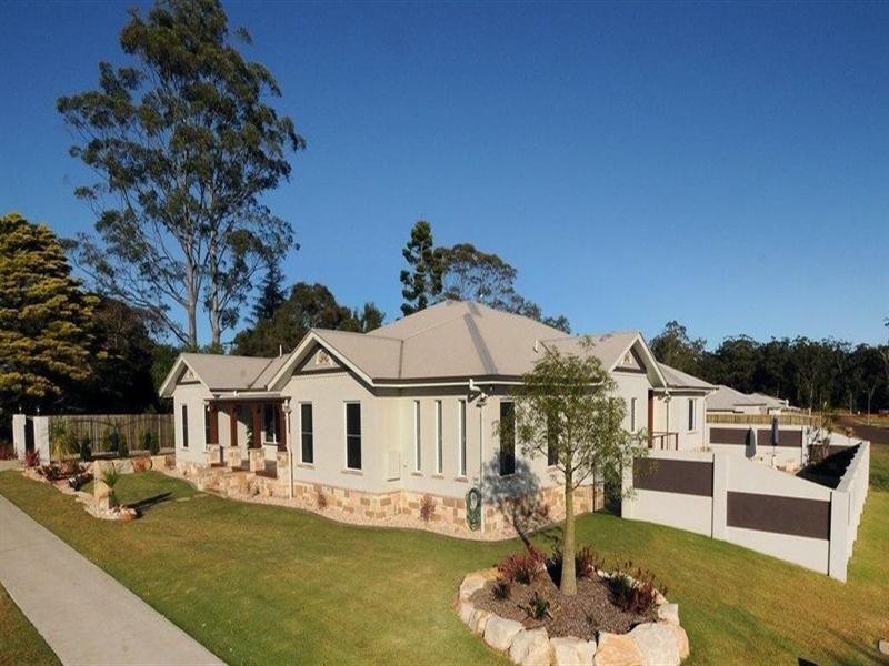 451 Mackenzie Street, Middle Ridge QLD 4350
