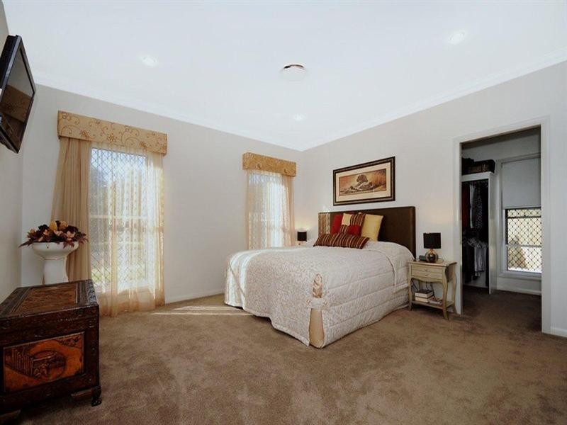 451 Mackenzie Street, Middle Ridge QLD 4350