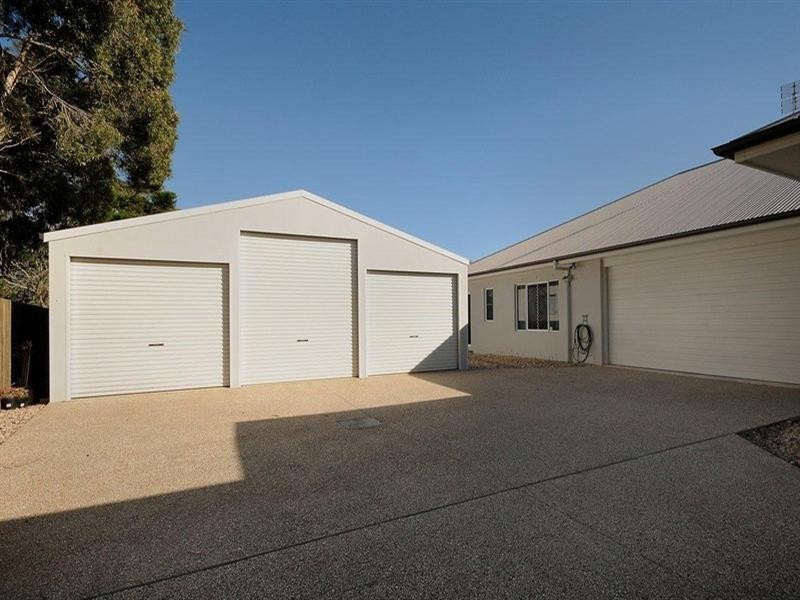 451 Mackenzie Street, Middle Ridge QLD 4350