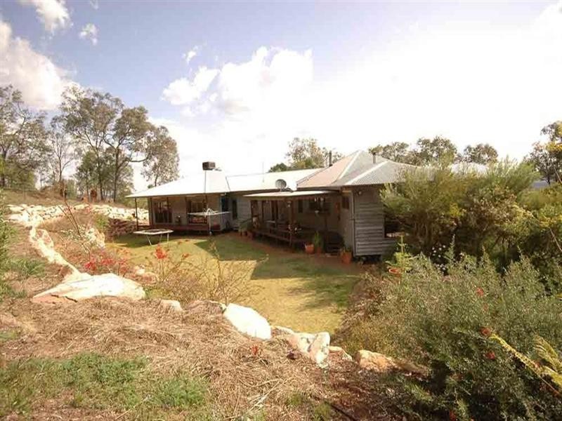 317 Beauaraba Road, Linthorpe QLD 4356