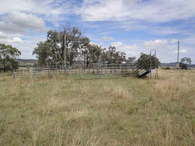 317 Beauaraba Road, Linthorpe QLD 4356