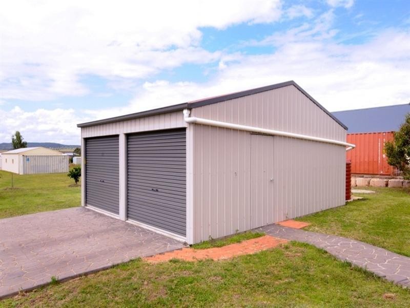 2 Richards Avenue, Cambooya QLD 4358