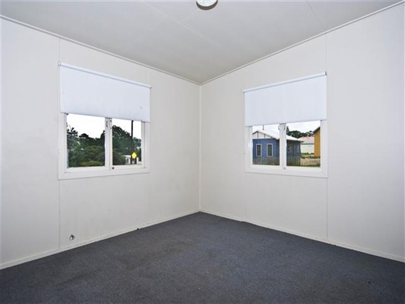 2 Glasgow Street, North Toowoomba QLD 4350