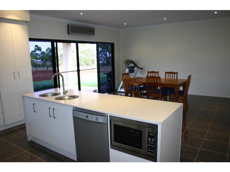 5 Jack Street, Highfields QLD 4352