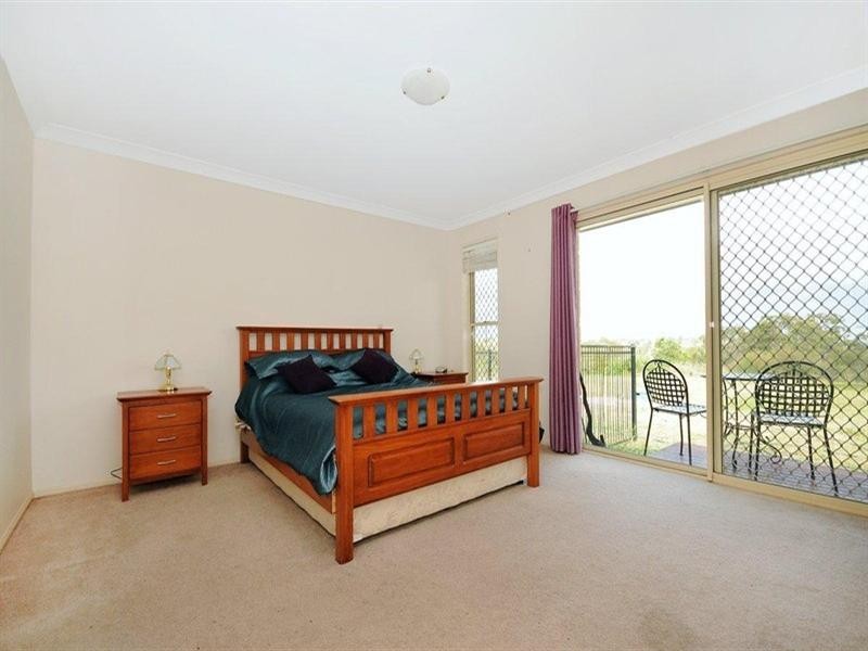 125 Smith Creek Road, Vale View QLD 4352