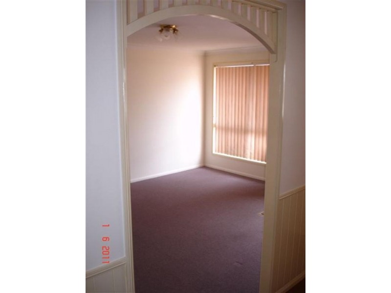 2/299 James Street, Newtown QLD 4350