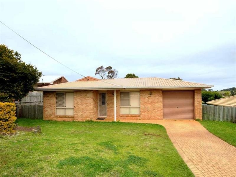 8 Giltrow Court, Darling Heights QLD 4350