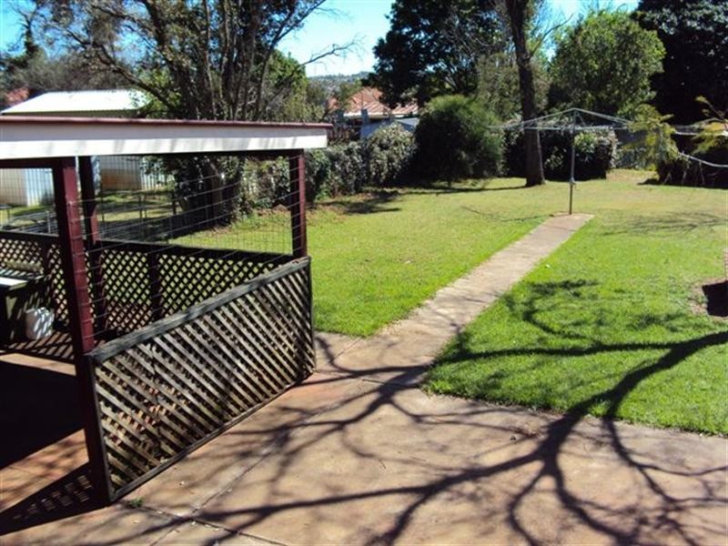 157 Taylor Street, Wilsonton QLD 4350