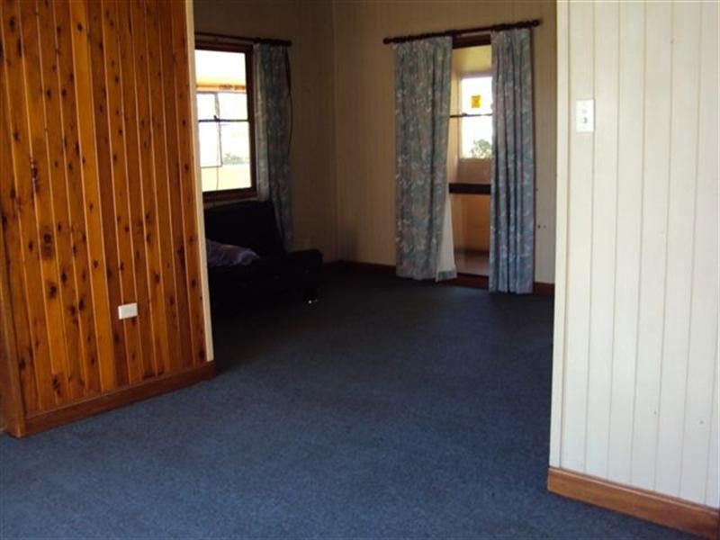 157 Taylor Street, Wilsonton QLD 4350