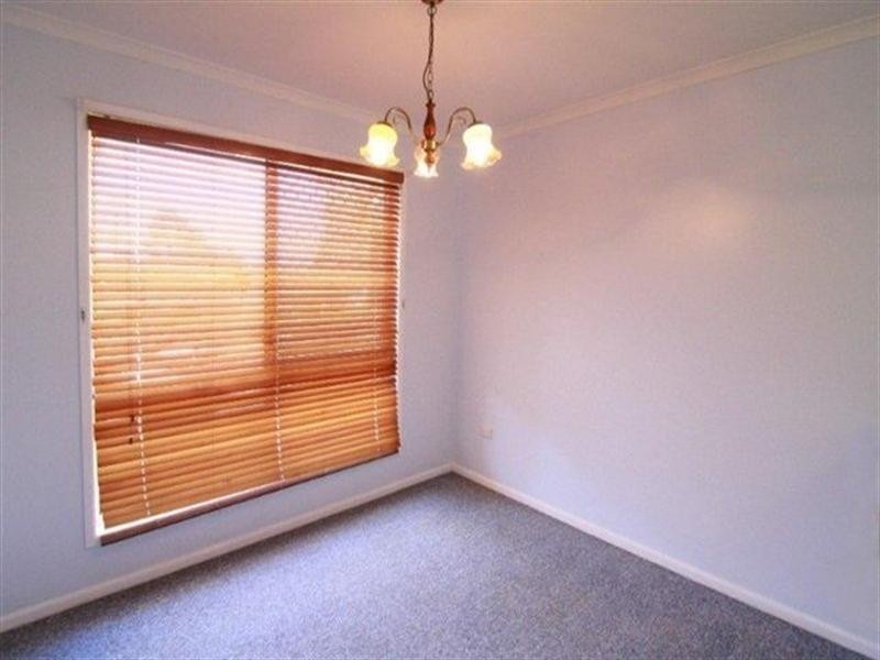16 Reisling Court, Wilsonton Heights QLD 4350