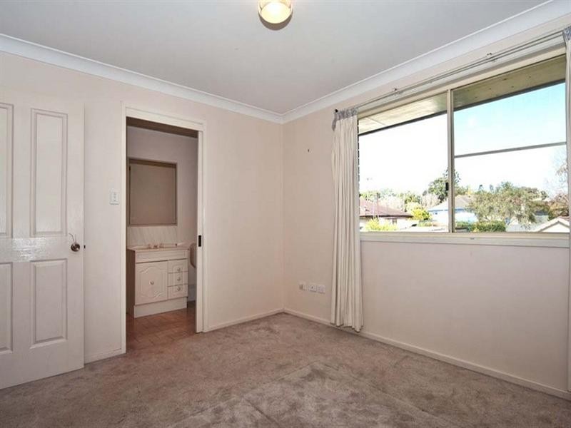 3/355 Tor Street, Newtown QLD 4350